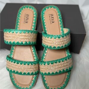 a.n.a. Danish Sandals – Green | Size 9.5M (New)